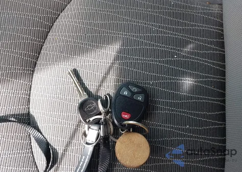 2016 Chevrolet Traverse Ls z USA, uszkodzony, nr VIN 1GNKRFED0GJ241064